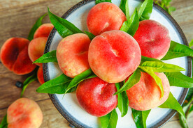 新鲜水蜜桃水果