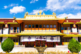 西藏拉萨罗布林卡达旦明久颇章