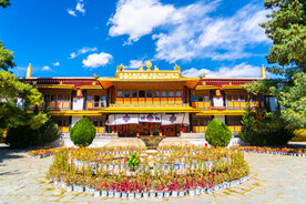 西藏拉萨罗布林卡达旦明久颇章