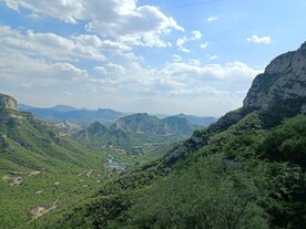 半山腰