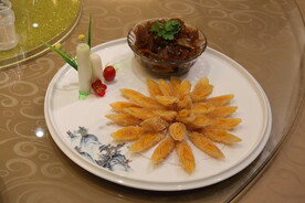 酥炸咸蛋卷