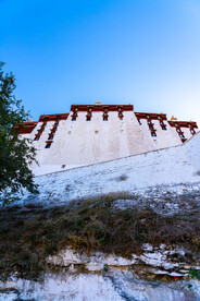 西藏拉萨布达拉宫北面宫墙