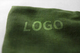 logo样机效果图