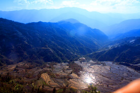 崇山峻岭     摄影    