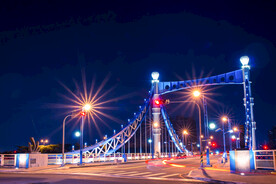 城市夜景图 