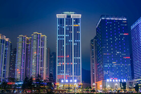 城市夜景图