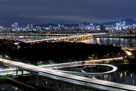 城市夜景图 