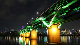 城市夜景图