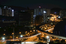 城市夜景图