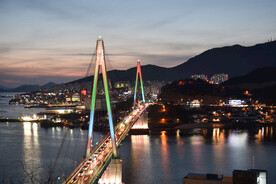 城市夜景图