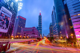 城市夜景图