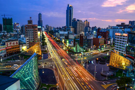 城市夜景图