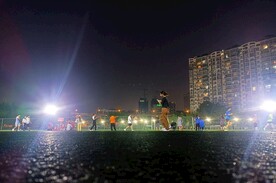 足球场夜景