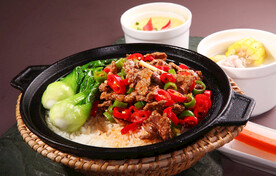 煲仔饭  
