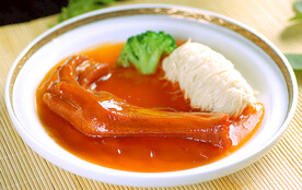 鲍汁扣鹅掌