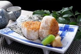 烤饭团