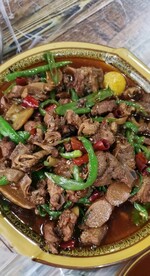 青椒烧鸭