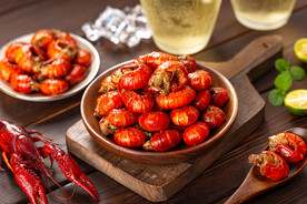 夏季麻辣小龙虾美食