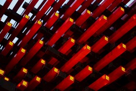 红色建筑元素