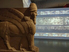 拉玛苏人首公牛像叙利亚文物展览