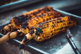 烧烤美食烤玉米图片素材