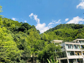 绿水青山蓝天白云