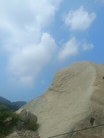 小山
