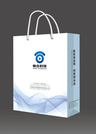 浅色手提袋