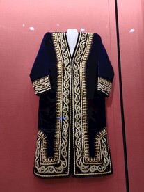 塔吉克斯坦塔袍