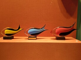 鱼形彩色玻璃摆件