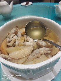 香梨炖鸡