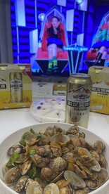 海鲜就啤酒