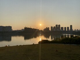 江边夕阳