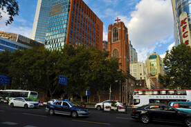 西藏路街景车流