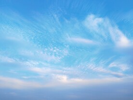 蓝天鱼鳞云彩