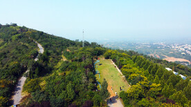 航拍山顶航拍山坡