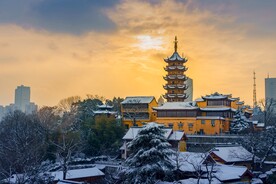 城市雪景