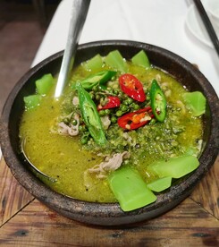 石锅莴笋牛肉