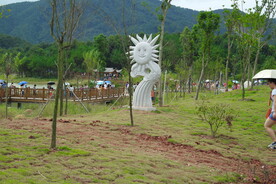 太阳雕像