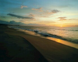 海边日出