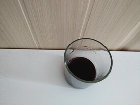 玻璃杯红酒