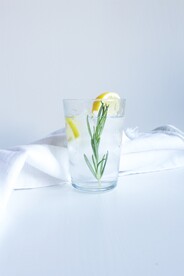 柠檬水            