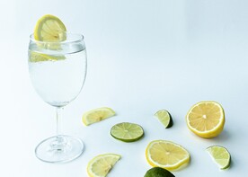 柠檬水            