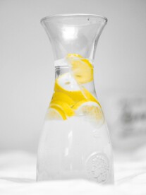 柠檬水            