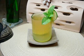 柠檬水            