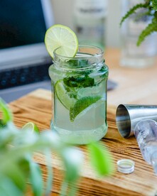 柠檬水            