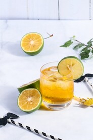 柠檬水            