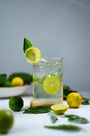 柠檬水            