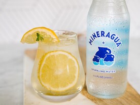 柠檬水            