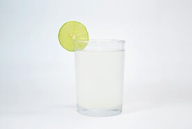 柠檬水            